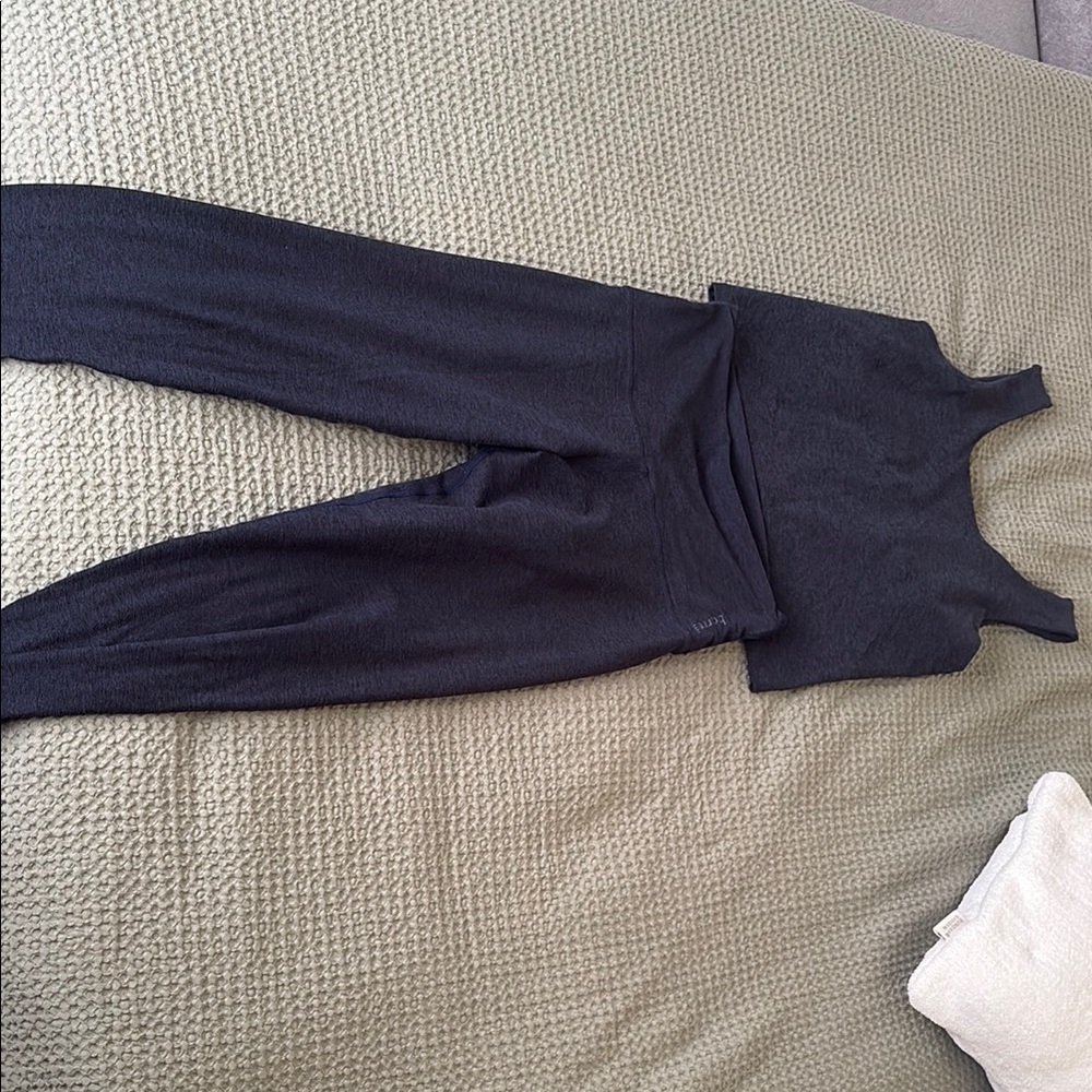 Beyond Yoga/ Barre3 set